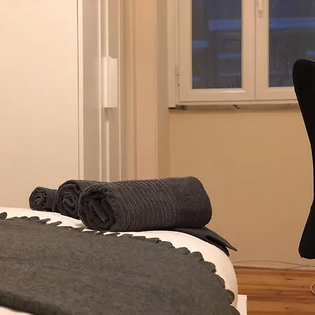 Quarto em Acomodações Particulares Spacious Alameda *